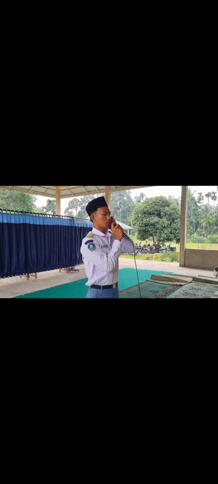 Upacara Bendera Senin di MAN 3 MUARO JAMBI Upacara Bendera Senin di MAN 3 MUARO JAMBI