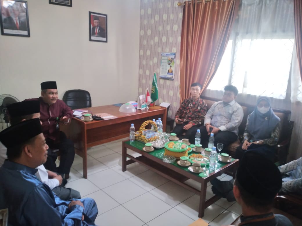 Monev Pengelolaan Arsip dan naskah dinas, kerumahtanggaan, dan layanan BMN. Monev Pengelolaan Arsip dan naskah dinas, kerumahtanggaan, dan layanan BMN.