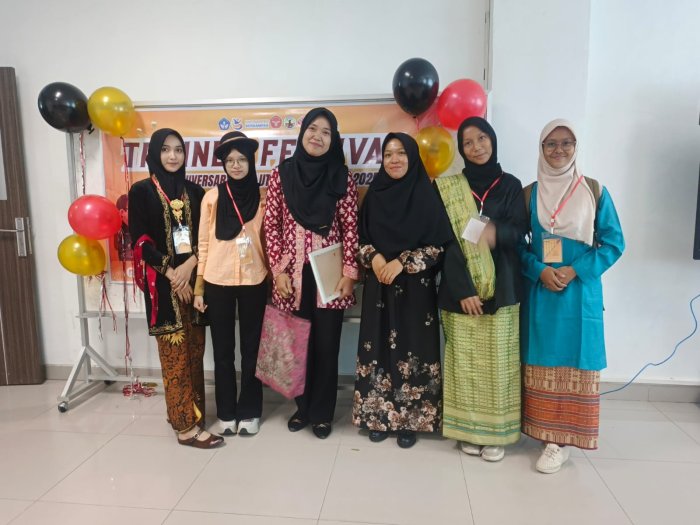 Siswi MAN 3 Muaro Jambi Ikuti Lomba Storytelling di UNJA