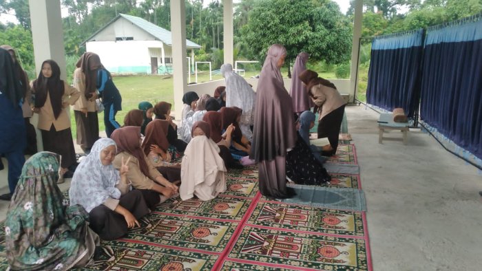 MAN 3 Muaro Jambi Gelar Pembiasaan Pagi Religius