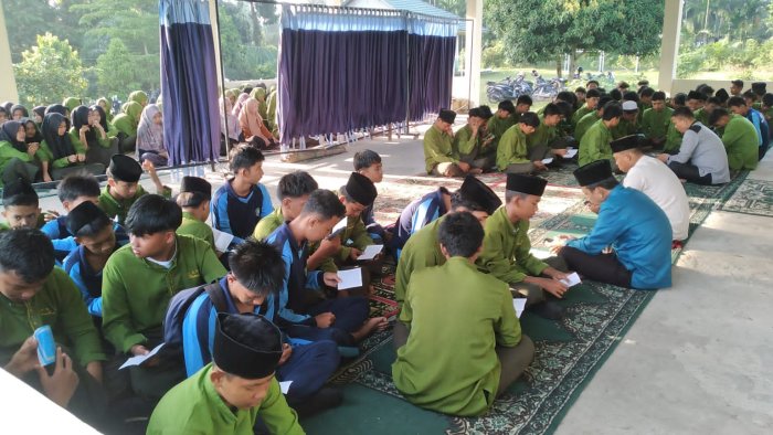 MAN 3 Muaro Jambi Tingkatkan Keimanan Siswa Lewat Program pembiasaan keagamaan Pagi MAN 3 Muaro Jambi Tingkatkan Keimanan Siswa Lewat Program pembiasaan keagamaan Pagi