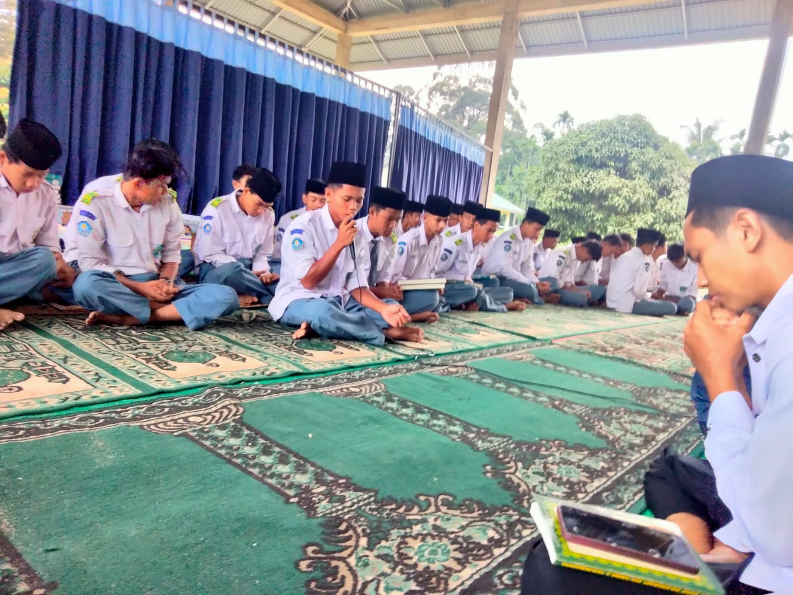Pembiasaan Pagi Shalat Dhuha dan Membaca Al-Qurâ€™an di MAN 3 Muaro Jambi