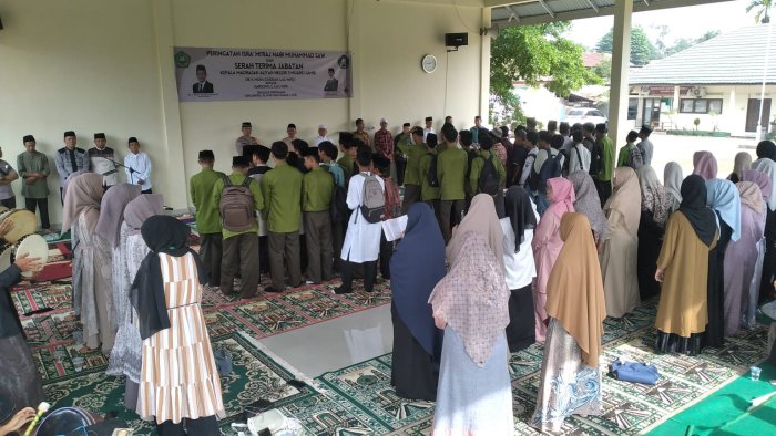 MAN 3 Muaro Jambi Gelar Peringatan Isra Miraj Nabi Muhammad SAW dan Serah Terima Jabatan Kepala Madrasah MAN 3 Muaro Jambi Gelar Peringatan Isra Miraj Nabi Muhammad SAW dan Serah Terima Jabatan Kepala Madrasah