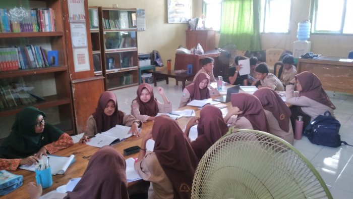 Pembinaan TKA Matematika di MAN 3 Muaro Jambi Tingkatkan Prestasi Siswa Pembinaan TKA Matematika di MAN 3 Muaro Jambi Tingkatkan Prestasi Siswa