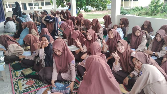 MAN 3 Muaro Jambi Gelar Dhuha dan Tadarus Bersama