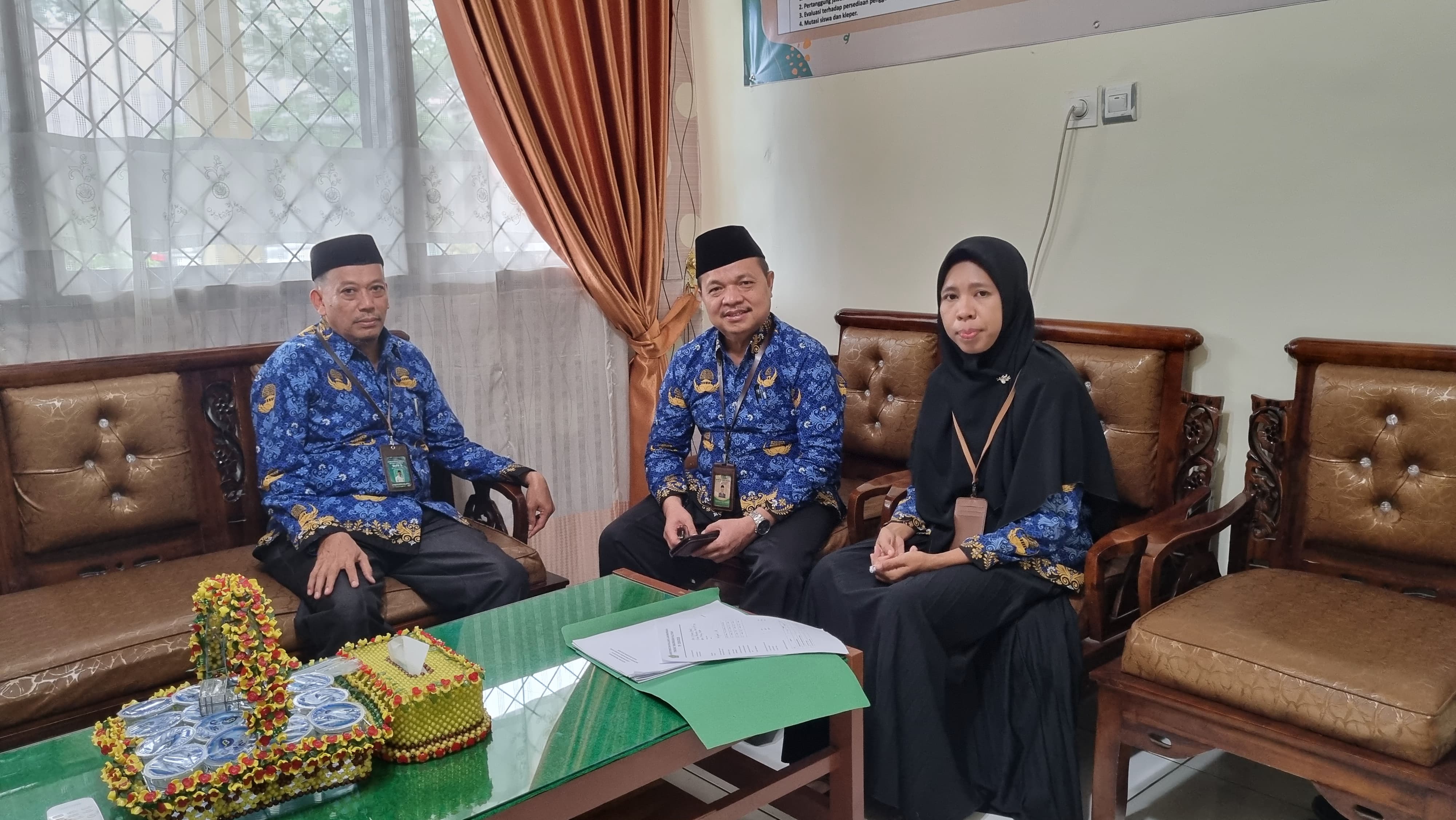   Kasi Pendidikan Madrasah Kemenag Muaro Jambi Pantau Ujian Madrasah di MAN 3 Muaro Jambi