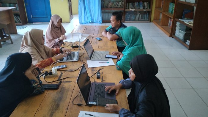 Koperasi MAN 3 Muaro Jambi Bahas Pembagian SHU Koperasi MAN 3 Muaro Jambi Bahas Pembagian SHU