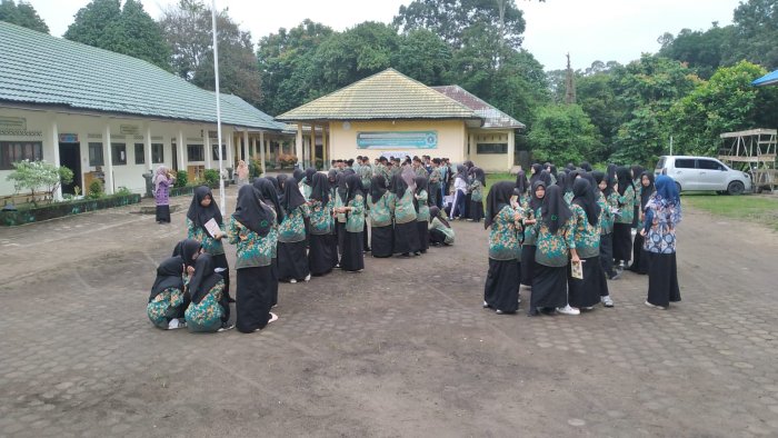 Program Literasi MAN 3 Muaro Jambi Hidupkan Daya Simak Siswa Lewat Kode Arah