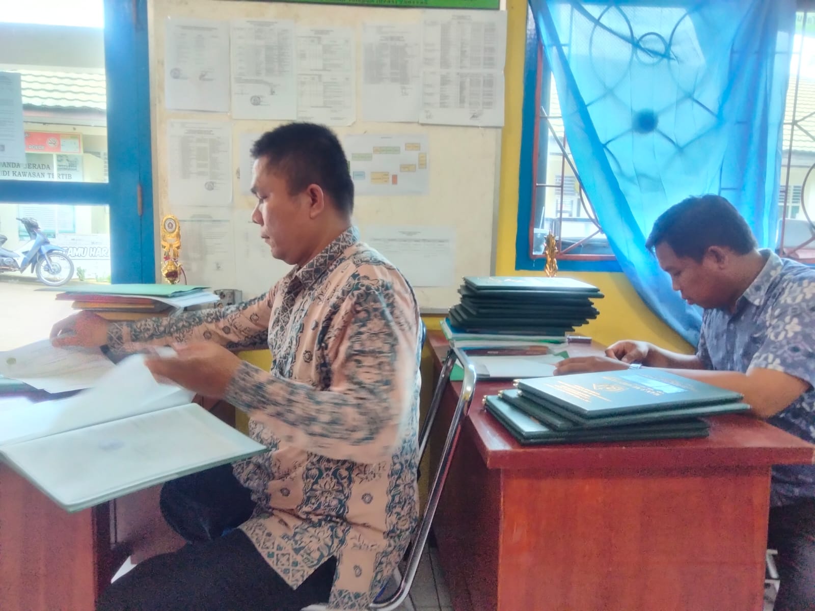 MAN 3 MUARO JAMBI CETAK RAPOR DIGITAL MADRASAH 