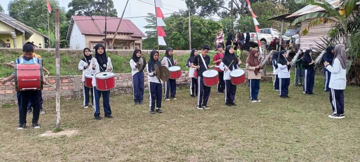 GLADI BERSIH TIM DRUMBAND MAN 3 MUARO JAMBI DALAM RANGKA MENYAMBUT UPACARA 17 AGUSTUS 2024 GLADI BERSIH TIM DRUMBAND MAN 3 MUARO JAMBI DALAM RANGKA MENYAMBUT UPACARA 17 AGUSTUS 2024