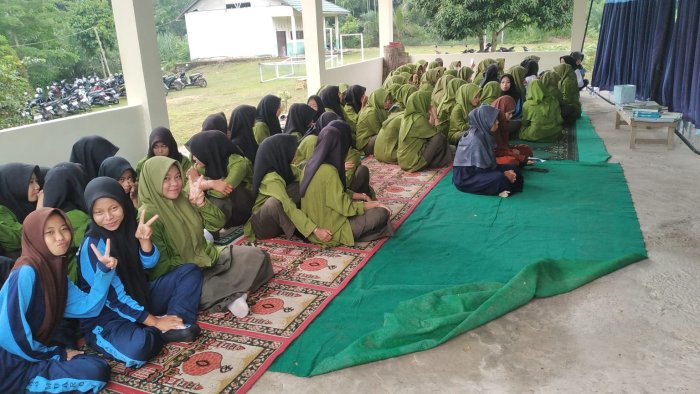 MAN 3 Muaro Jambi Gelar Pembacaan Yasin Setiap Jumat MAN 3 Muaro Jambi Gelar Pembacaan Yasin Setiap Jumat