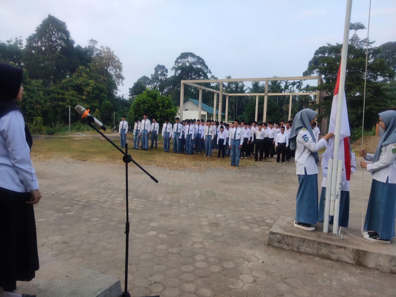WAKA KESISWAAN PADA UPACARA SENIN, 29 Juli 2024