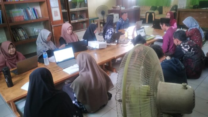 Tim Pengemban Kurikulum MAN 3 Muaro Jambi Rumuskan Visi dan Misi Baru, Perkuat Kurikulum Berbasis Cinta